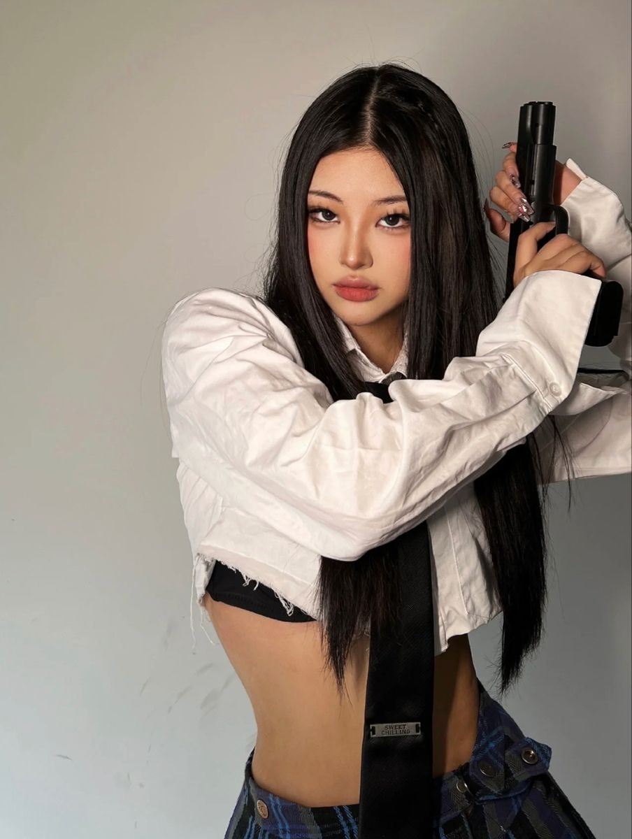 A cozy shot with Sassy girls — straight from Chongqing