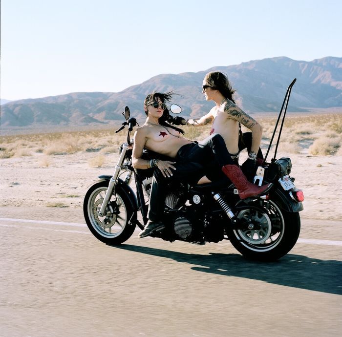 Girls on a motorcycle in Chongqing